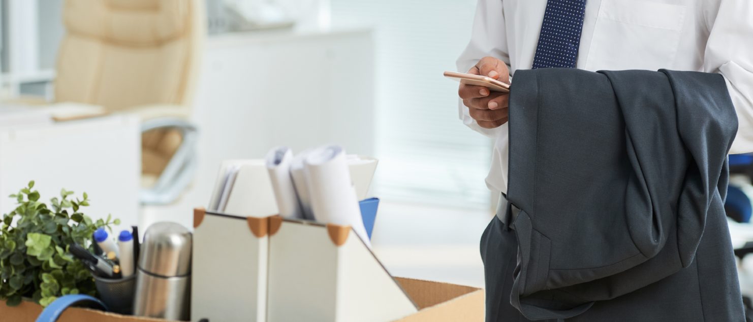 労働契約が終了していない時に、退職手当を取れますか4